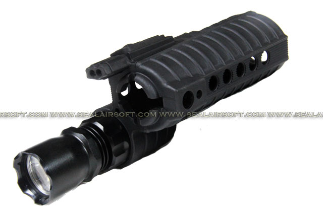 Element eM500A CREE Handguard WeaponLight for M4 (190 Lumens) - EL-EX203